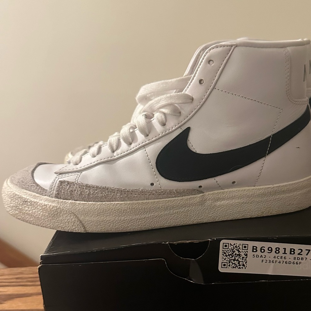 Nike Blazer Mid '77 Vintage size 8.5